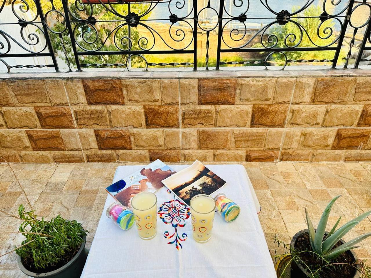 Mastonkel Hotel Aswan Exterior photo